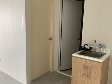 Amaia Skies Shaw I 1 Bedroom Unit with Balcony for Sale in Mandaluyong City