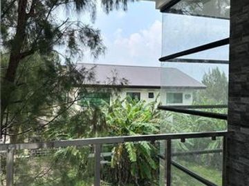 4BR House and Lot for Sale at Royale Tagaytay Estates, Alfonso Cavite