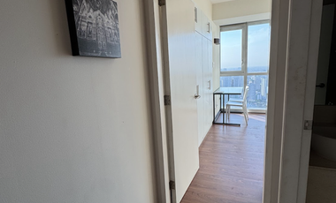 113sqm St. Francis Shangri-La 2BR Condo w/ Parking FOR SALE in Mandaluyong