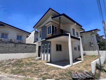 Corner Ready to Occupy House and lot for sale near School & University