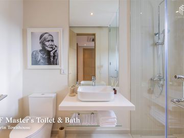 Luxurious Aerin Townhouse in Prestigious  M Residences at Katipunan Extension