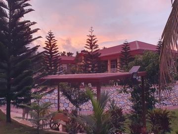TAGAYTAY FARM MANSION FOR SALE HOUSE RESIDENTIAL
