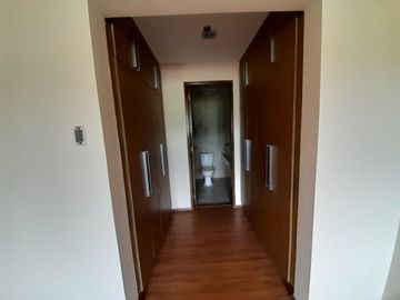 Condo Unit (Studio type) with Balcony and over looking of Taal here at Splendido