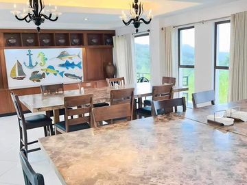 FOR SALE: 11 Bedrooms Luxurious Rest House in Tagaytay with view of Taal Lake at