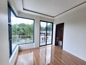 GREENLAND EXECUTIVE VILLAGE 4BR HOUSE AND LOT FOR SALE - ANTIPOLO