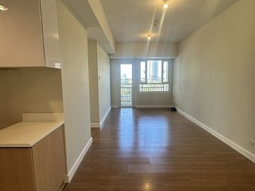 For Sale 74 sqm 2 Bedroom Unit with 2 Parking in Loyola Heights, Quezon City