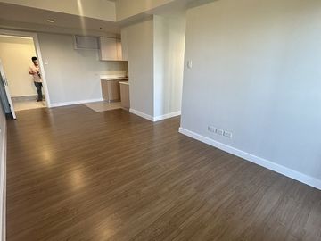 For Sale 74 sqm 2 Bedroom Unit with 2 Parking in Loyola Heights, Quezon City