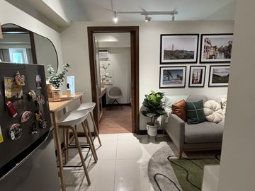 1 Bedroom Condominium in Pasay Buendia Taft | Quantum Residences