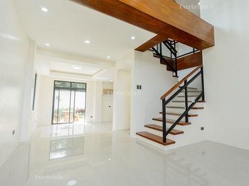 FOR SALE: House and Lot in Southern Plains, Laguna JHR_LAG02