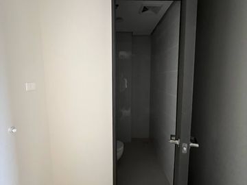 For Sale: 2 BR Penthouse in Baseline Prestige Location: Juana Osmeña St., Cebu