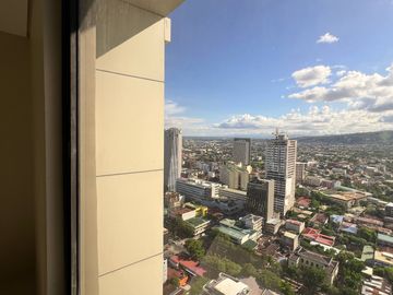 For Sale: 2 BR Penthouse in Baseline Prestige Location: Juana Osmeña St., Cebu