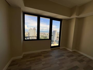 For Sale: 2 BR Penthouse in Baseline Prestige Location: Juana Osmeña St., Cebu