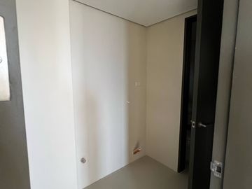 For Sale: 2 BR Penthouse in Baseline Prestige Location: Juana Osmeña St., Cebu
