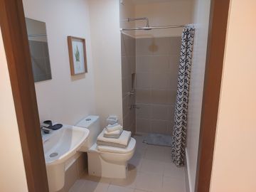 2 Bedroom unit for sale near La Salle
