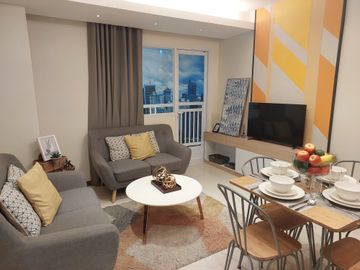 2 Bedroom unit for sale near La Salle