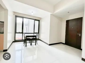 2BR IN GREENBELT HAMILTON, MAKATI CITY, 62.5SQM