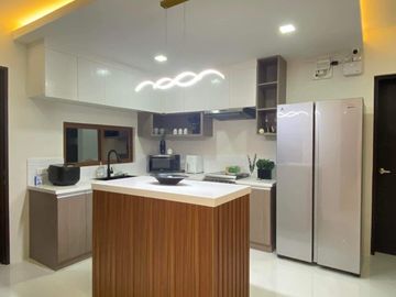 Furnished modern two story house w/ lap pool for sale, San Fernando