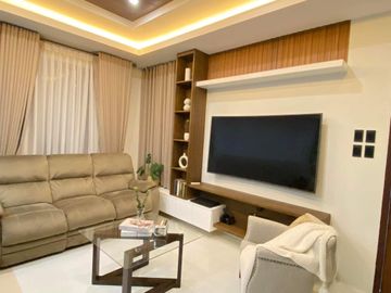 Furnished modern two story house w/ lap pool for sale, San Fernando