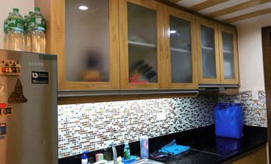 FULLY FURNISHED STUDIO UNIT W/ PARKING AT SHELL RESIDENCES IN PASAY FOR SALE