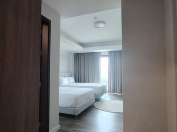 Brand New House in Tagaytay Highlands for SALE! 12 bedroom for 130M