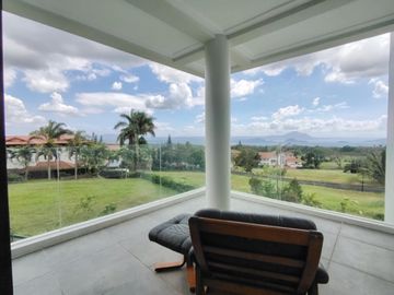 Brand New House in Tagaytay Highlands for SALE! 12 bedroom for 130M