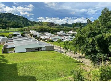 Venta de Casa Altos de Panamá, Tumba Muerto