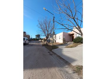 CASA 3 DORMITORIOS VENTA EL DORADO