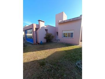 CASA 3 DORMITORIOS VENTA EL DORADO