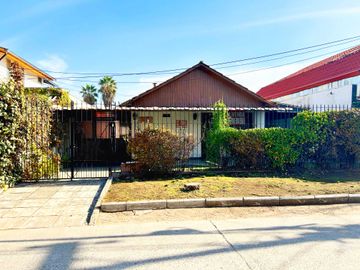 Casa en venta en MACUL