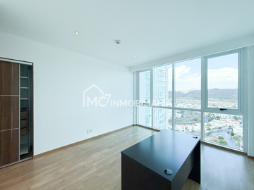 Departamento en Venta en Juriquilla Santa Fe
