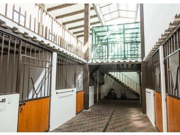 Finca en venta en CacalomacAn