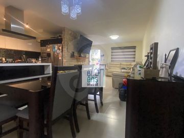 Casa en condominio en venta en Ojo de Agua