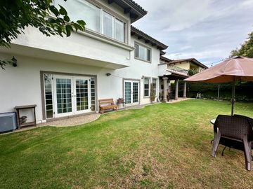 Casa en venta en Los Robles