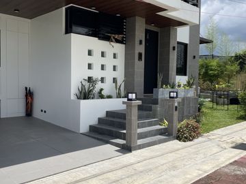 FOR SALE: Beautiful Modern 6BR in Solen Residences, Sta. Rosa Laguna