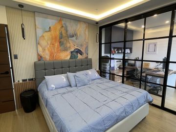 FOR SALE: Beautiful Modern 6BR in Solen Residences, Sta. Rosa Laguna