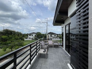 FOR SALE: Beautiful Modern 6BR in Solen Residences, Sta. Rosa Laguna
