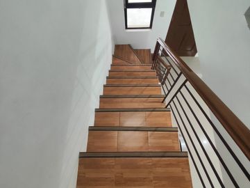 For Sale! Malanday Valenzuela Brandnew Townhouse 5.870M -AJCV
