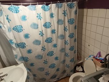 SE VENDE CASA AMPLIADA EN EL BOSQUE