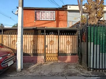SE VENDE CASA AMPLIADA EN EL BOSQUE