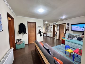 PRECIOSA CASA EN VALDIVIA EN COND. FUNDO LA ESPERANZA PAILLAO