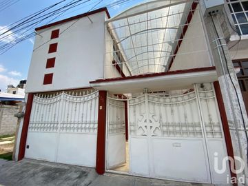 Casa en Venta fraccionamiento Rincones del Paraíso