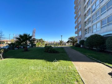 Espectacular departamento totalmente remodelado en exclusivo condominio