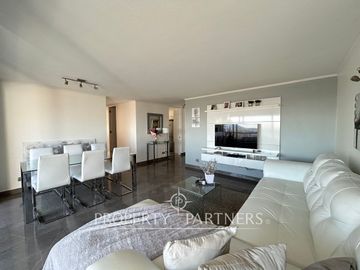 Espectacular departamento totalmente remodelado en exclusivo condominio