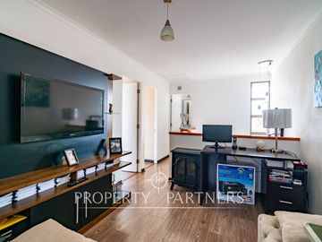 Preciosa Casa en venta remodelada en Condominio