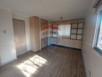Tu Nuevo Hogar en La Reina: Diseño y Comodidad