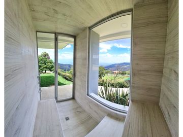 Lomas de Dapa con vista expectacular al Valle del Cauca y Cali