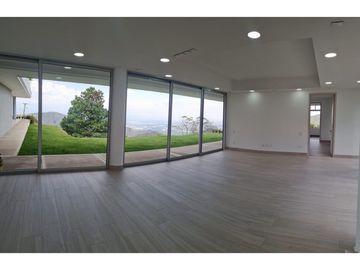 Lomas de Dapa con vista expectacular al Valle del Cauca y Cali