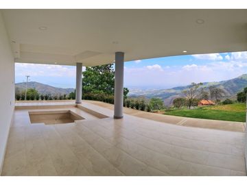 Lomas de Dapa con vista expectacular al Valle del Cauca y Cali