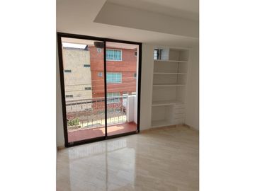 Vendo casa esquinera unifamiliar en el barrio miraflores, Cali