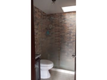 VENDO CASA  DUPLEX SECTOR UNICO DOSQUEBRADAS